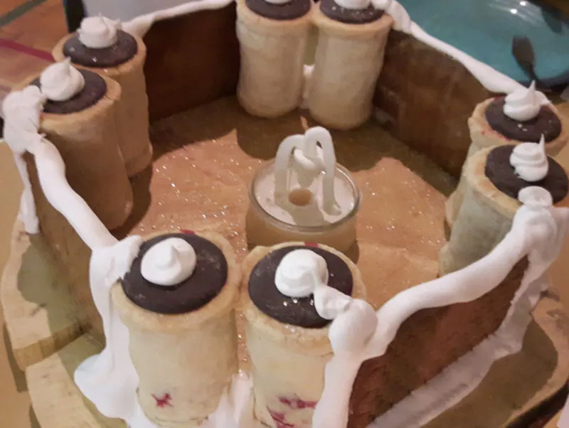 Pie pastry castles